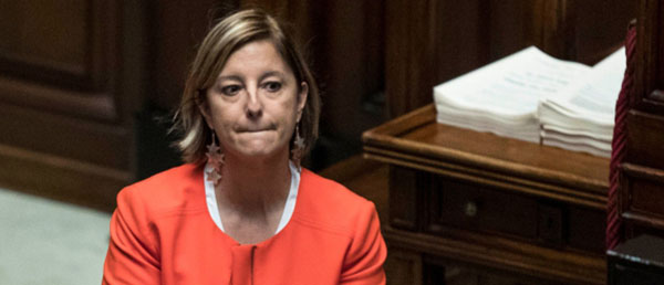 Le balle a 5Stelle sulla proposta di Legge Lombardi sullo stipendio dei parlamentari