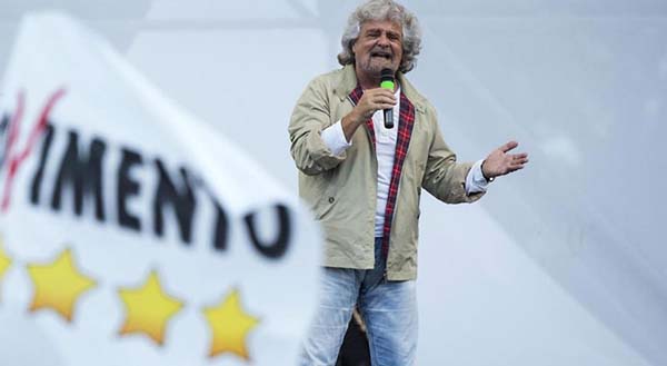 “Le firme false non sono firme false”, è che le copiano così. Menzogne a 5 Stelle