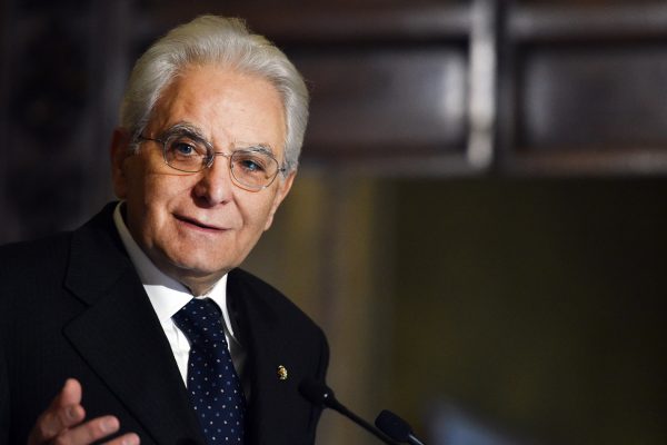 Mattarella: mandato esplorativo al povero Fico che dovrà inventarsi un sacco di balle per il “No”