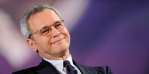 Mentana querela Grillo, anzi cambia idea: guarda un po’ il teatrino per rincoglionirci