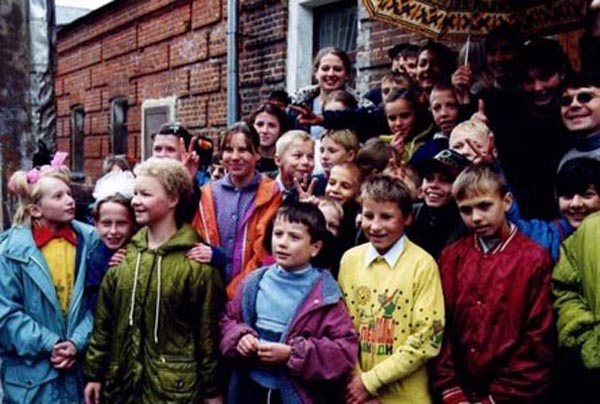 Messina Magazine: “I bambini affidati alle famiglie gay vengono torturati e abusati sessualmente”. Bugie