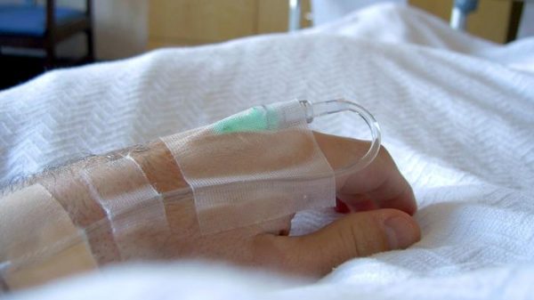 Non c’è niente di più orribile dell’indignazione ad orologeria: lasciate almeno in pace i morti