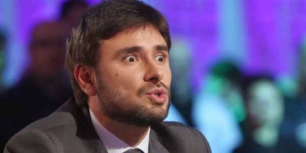 Di Battista contro Casellati: “In un Paese civile si sarebbe già dimessa”