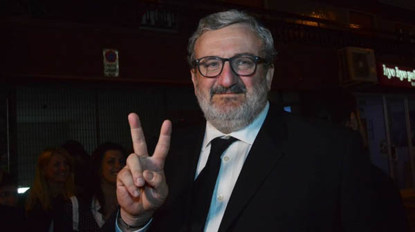 Michele Emiliano e le “intimidazioni mafiose” arrivate dal Lingotto, mentre Mdp fa tremare Gentiloni