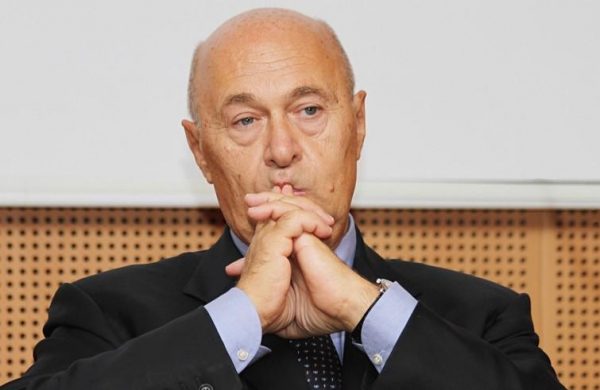 Il punto è che gli elettori PD hanno votato la linea di Matteo Renzi non i commenti di Paolo Mieli