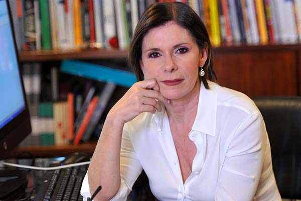 La televisione fatta dai partiti non dà “Cartabianca” a Bianca Berlinguer