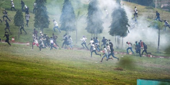 Costa D’Avorio, nuovi scontri tra Polizia e studenti per il caro-università