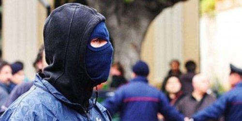 Fake News e Fascisti: o delle astrazioni scenografiche #Visioni di Mila Mercadante