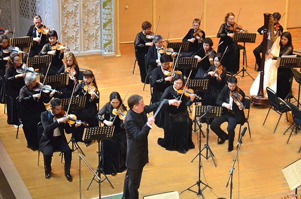 Il 1° gennaio 2017 al Teatro Splendor di Aosta Concerto di Capodanno con l’Orchestra Sinfonica del Kazakhstan di Pavlodar