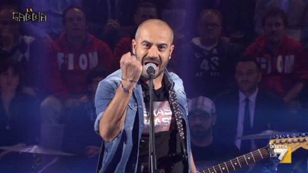 Tra la Lega e il M5S? Non c’è Paragone…