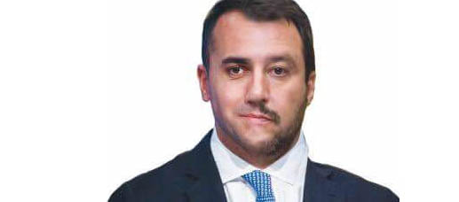 Elezionibis 2018 o del dramma dei parlamentari di un paese dove non si fa in tempo ad avere una poltrona che tocca lasciarla