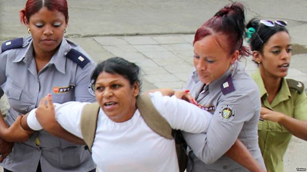 Represión en Cuba: 340 detenciones arbitrarias en marzo, 201 mujeres y 138 hombres