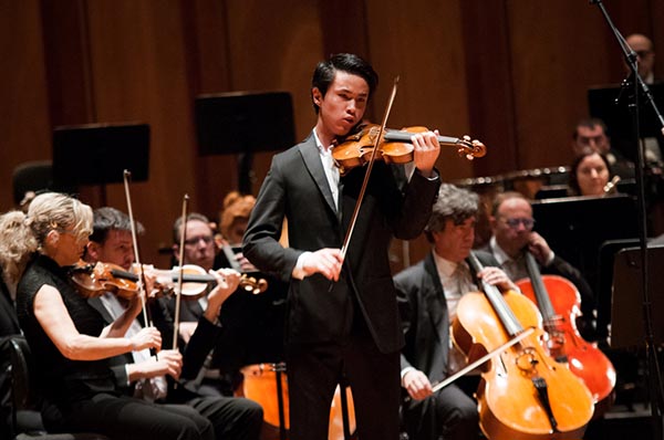 Genova, lo statunitense ken Zhou vince il 55° Premio Paganini