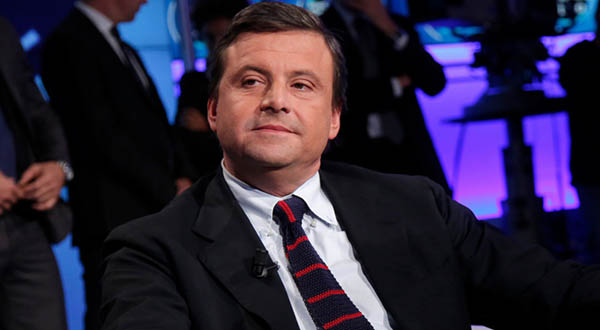 Da Calenda un’altra bordata al M5S: “Mezzo esploso e mezzo estinto”, e su Draghi: “Se va al Quirinale si va al voto”