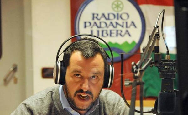 Il nuovo ministro dell’Interno celebra i suoi 28 anni in Lega sulle reti del berlusca