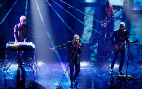 Incidente in autostrada per Enrico Ruggeri. E’ illeso