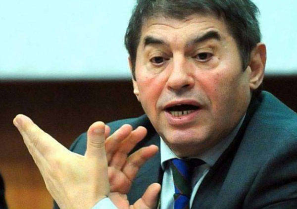 Nouă ani şi 10 luni închisoare cu executare pentru Mihail Vlasov, fostul preşedinte al Camerei de Comerţ şi Industrie a României