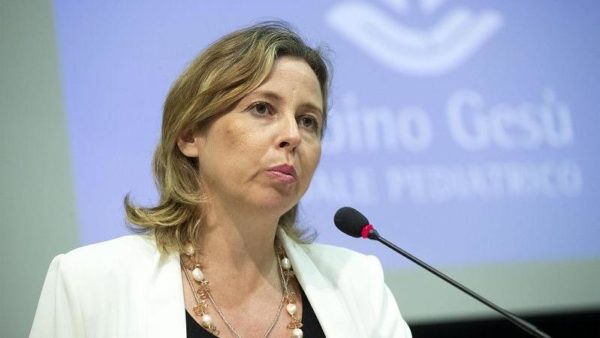La Ministra Grillo vuole vedere chiaro nel decreto firmato dalla Ministra Grillo. Lo ha detto la Ministra Grillo