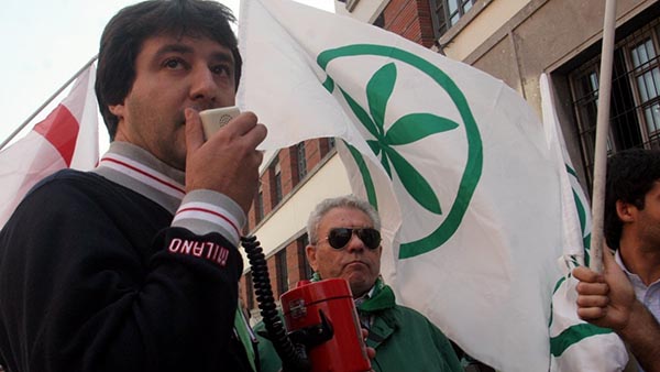 Quando il Sig. Ministro dell’Interno si indignava per i debiti della Lazio spalmati in 23 anni. Prima i leghisti