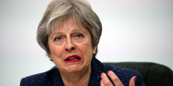 La fabulosa May dijo a BBC que reducirá la inmigración “poco cualificada” tras el “brexit”