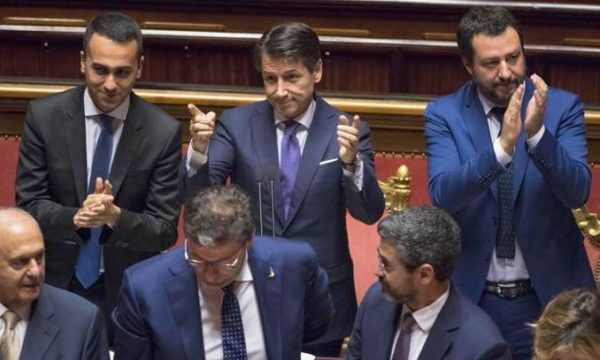 L’impostura pentaleghista è già finita. Restano solo i deliri su un “nuovo miracolo economico”