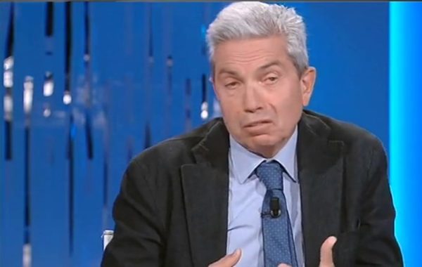 Quelli che “se fallisce il M5S consegnamo il paese alla destra”, come se il M5S non governasse già con la peggiore destra