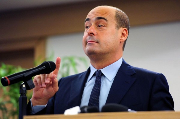 Schiacciapulsanti per Nicola Zingaretti cercasi