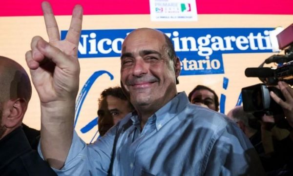 Perché il PD dovrebbe sciogliersi “ieri”…