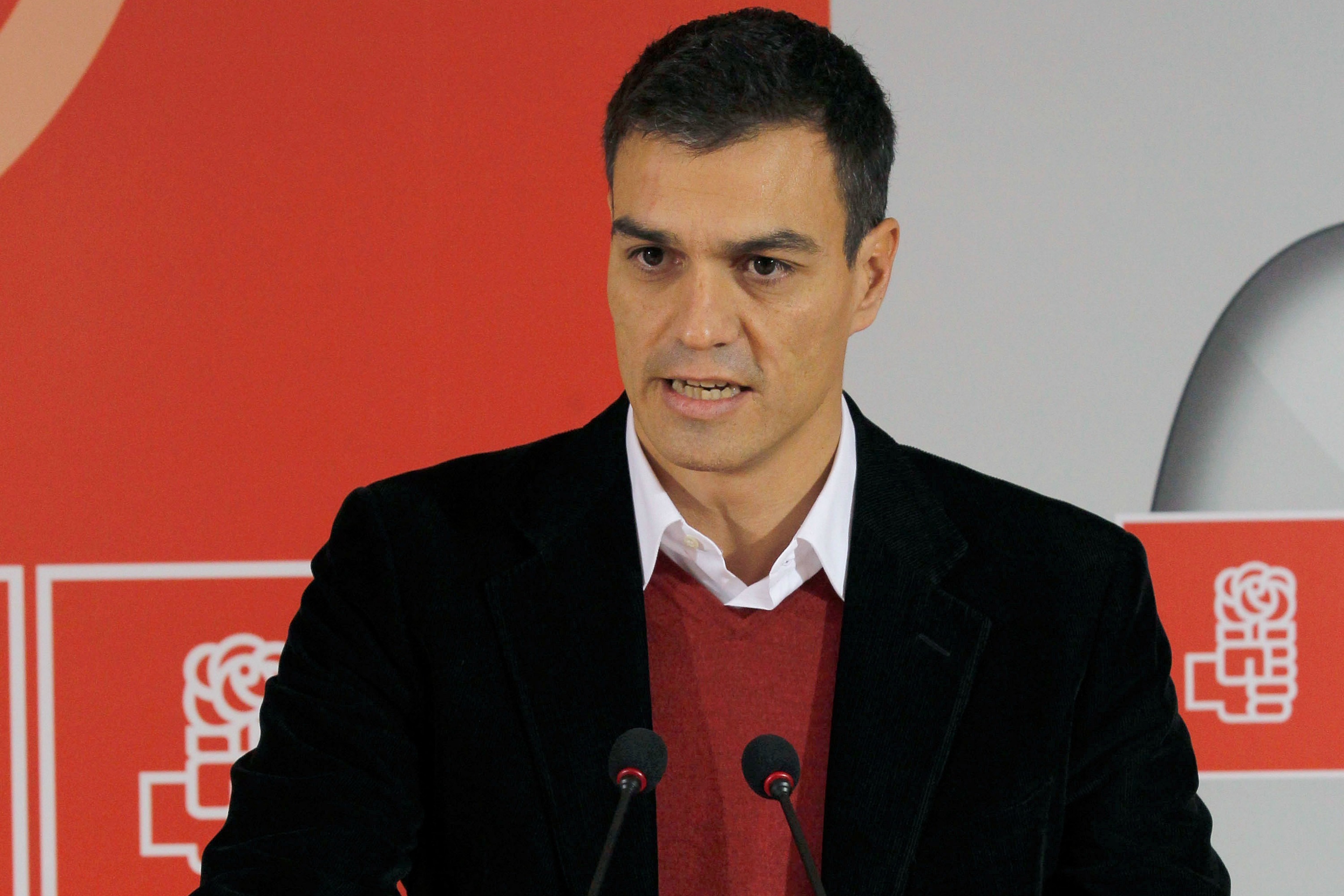 Sánchez recupera un millón de votos para el PSOE