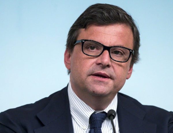 Azione, congresso a febbraio: “E’ l’ora di un grande partito libdem”. E l’accordo sul fisco “va nella direzione sbagliata”