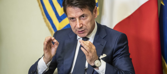 Il premier Conte: “Non sono disposto a vivacchiare”… Come se, invece, stesse vivendo