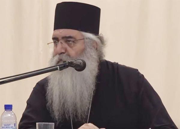Il Capo della Chiesa ortodossa di Cipro delira sul perché ci sono uomini gay. Mettetevi seduti prima di leggere