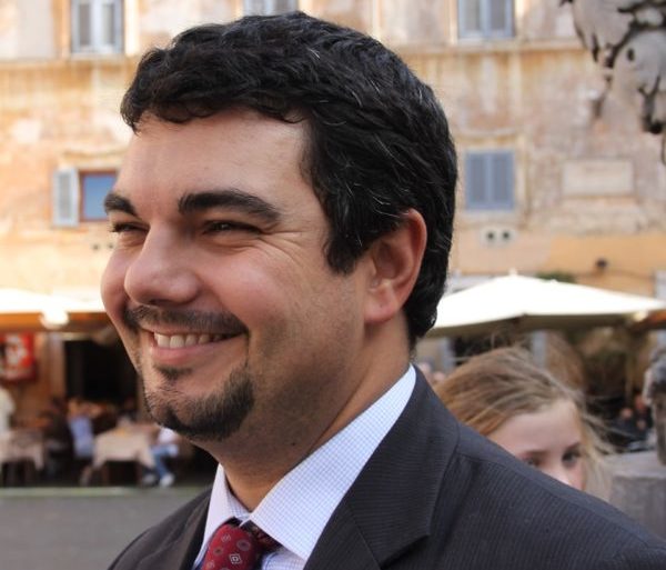 #Primalumanità di Diego Romeo: restare “umani” nonostante il vento populista e sovranista