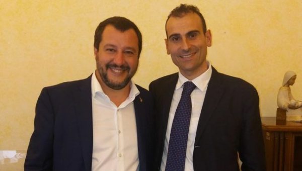 Arrestato il sindaco leghista di Apricena: ma Salvini va a Bibbiano