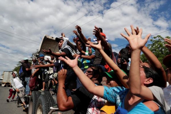 Gli sbarchi che ci sono, nonostante scrivano che non ci sono, e la stampa che non esiste