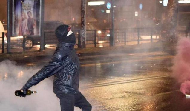 Per abbassare i toni servono teste non consigli