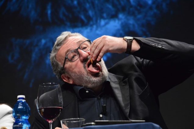 Una palla al PD chiamata Michele Emiliano