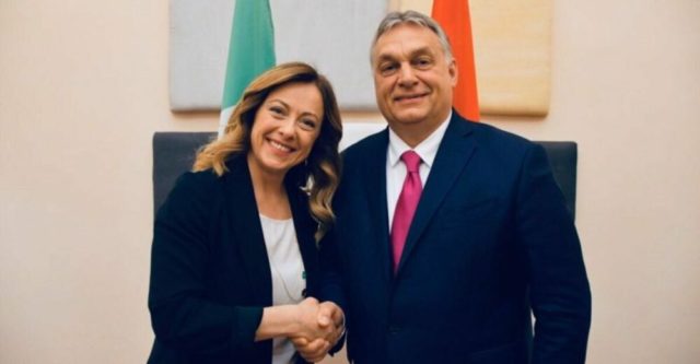 L’UE sospende i fondi all’Ungheria, Meloni è furiosa. E’ patriota italiana o filo-ungarica?