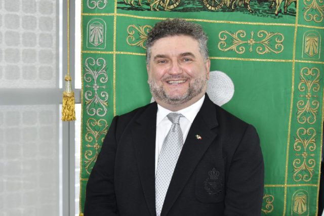 Il simpatico Assessore della Giunta Fontana si augura (video) “che finita questa emergenza Conte venga e ne prenda tante”