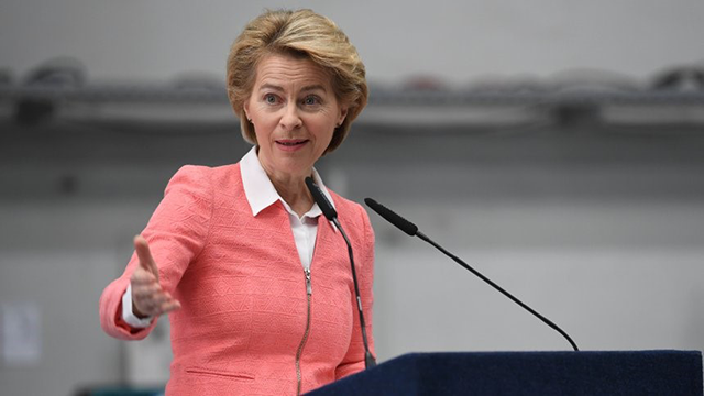 Von der Leyen scrive a Repubblica: “Scusateci, ora la Ue è con voi”. Ci scusi Lei, Presidente, di parole siamo stanchi