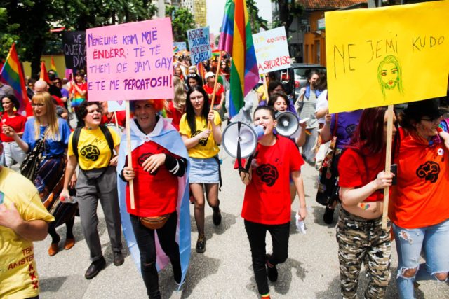 L’Albania vieta le terapie riparative contro le persone omo-bi-transessuali