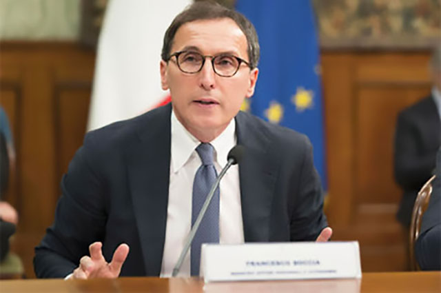 I sessantamila al servizio dello Stato per controllare la Fase 2 sono un precedente inquietante (e pericoloso)…