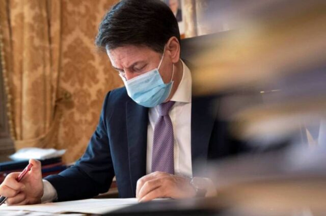 Il Governo vede “rosso”, anzi nero. Anzi… Non ci vede più