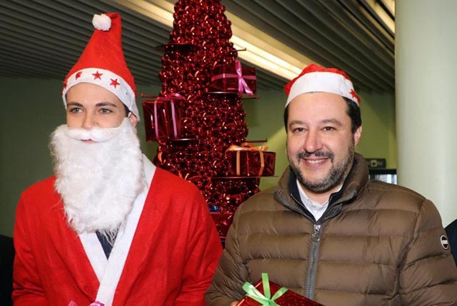 Quando la Lega di Salvini se la prendeva coi clochard di Como, molto prima della conversione “babbonatalizia” del sommo leader