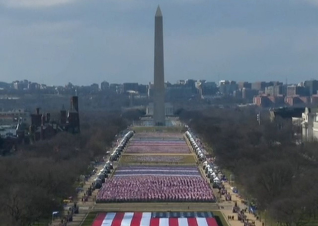 Joe Biden e Kamala Harris hanno giurato. L’America volta pagina