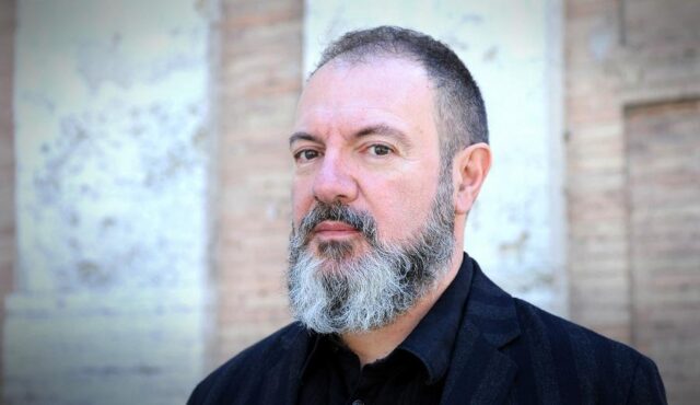 In Compagnia del Lupo. Il Cuore Nero delle Fiabe. La nuova di Carlo Lucarelli su Sky Arte dal 15 febbraio