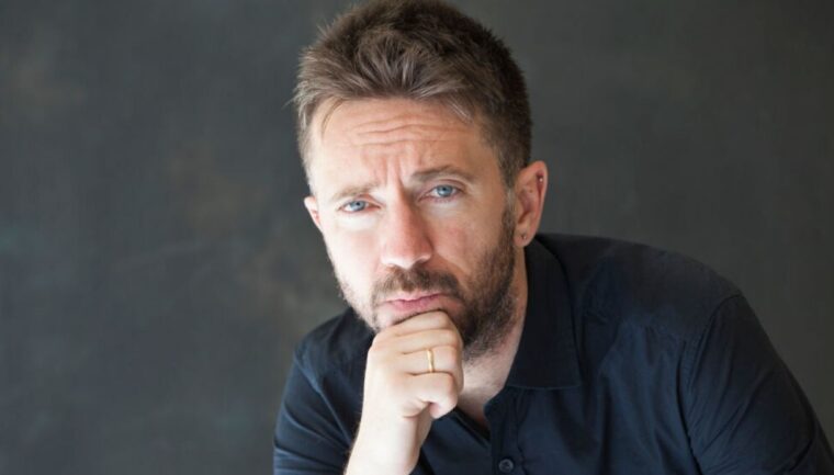 Questo non è un articolo a difesa di Andrea Scanzi per il gusto di difendere Andrea Scanzi