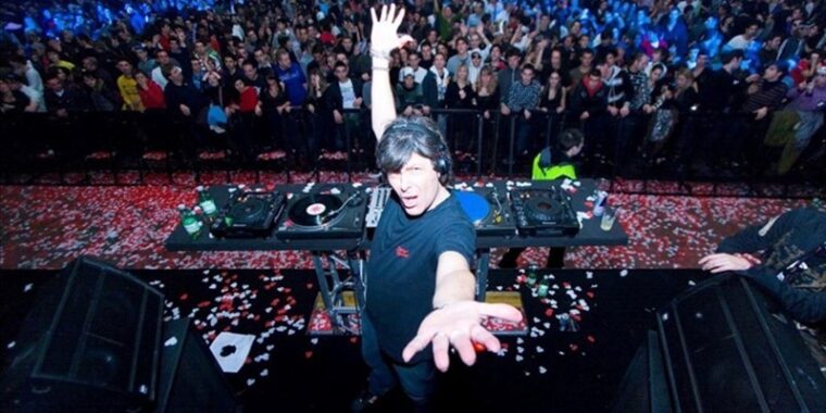 Morto il DJ Claudio Coccoluto, aveva 59 anni