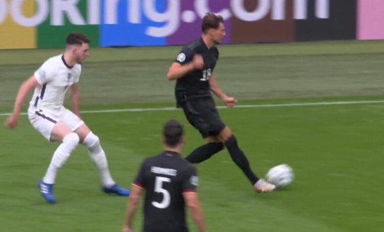 Una grande Inghilterra elimina la Germania, ormai a fine ciclo. Poi l’Ucraina batte la Svezia