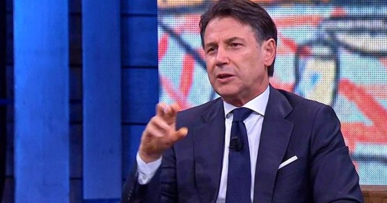 Giuseppe Conte: “Passare sul mio cadavere” per abolire il Reddito di Cittadinanza…